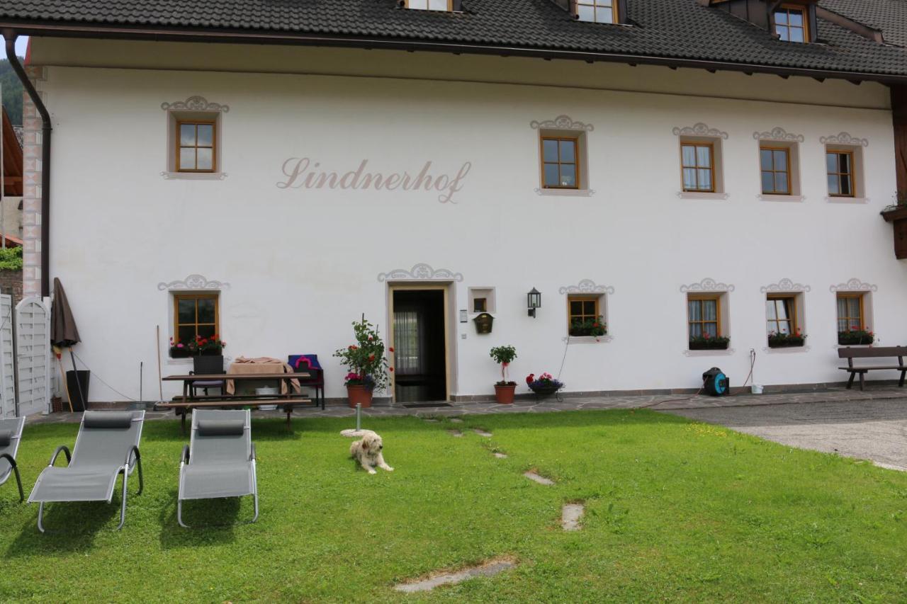 Hotel Lindnerhof Urlaub am Bauernhof Sankt Lorenzen Exterior foto